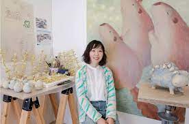 横浜マリンタワーにて若手女性アーティスト、井上りか子・長田沙央梨・松岡柚歩のグループ展を開催。 │ QUI - Fashion & Culture  media
