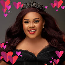 Leah Leon's Instagram, Twitter & Facebook