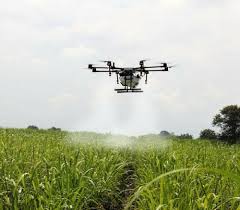 Contoh inovasi di bidang jasa. Contoh Inovasi Pertanian Modern Drone Sprayer Indonesia