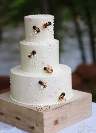 Honey Bees Themed Wedding Cake I Like This Idea Best For Winnie The Pooh Topper On Top Simple And Elegant Bee Wedding Cake Honey Wedding Bee Wedding Theme