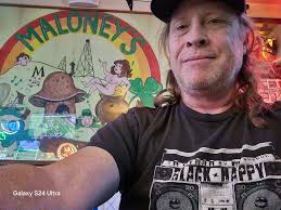 The Two Dot Bar, in Two Dot, Montana! ኑ w O 0 BAR