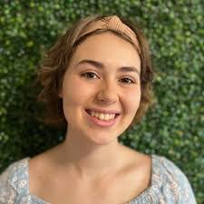 Natalie Mckenzie's Instagram, Twitter & Facebook