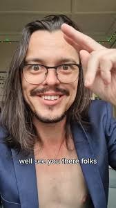 Aaron James Douglas (@aaronjamesdouglascomedy) • Instagram photos and videos