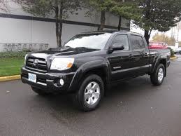 The 4.0 liter v6 engine ( and the 2.7 liter four cylinder engine ) have a timing chain. 2005 Toyota Tacoma V6