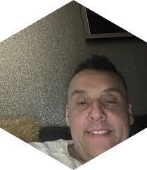 Frankie Calvert's Instagram, Twitter & Facebook