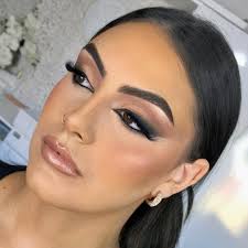 Can't beat a fox eye glam like this 😍🔥 Make sure to get your bookings in  for my remaining March and April times as I'm unavailable for the month of  May 🌟