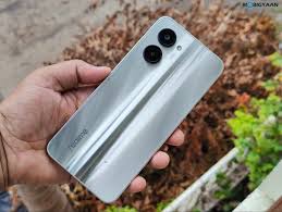 realme C33 Review - Hands-On and First ...