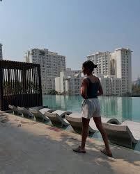 When I was 19, I travelled all across India on a research grant around  entrepreneurship, away from the poverty porn that plagues places like this.  12 years later, not much has changed.