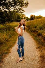 Summer Senior Pictures Michigan Photographer Senior Photo Outfits Senior Pictures Girl Poses Summer Senior Pictures