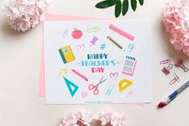 Gracias por las lecciones… gracias por la paciencia… gracias por el cariño… Feliz Dia Del Maestro Maqueta De Tarjeta Archivo Psd Gratis