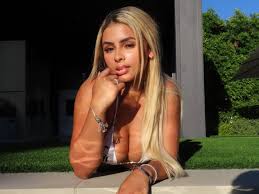 Dayana Bliss - Fleshbot