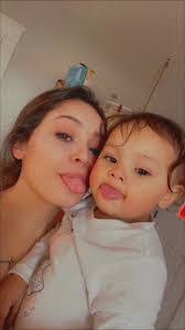 Ellie Krueger's Instagram, Twitter & Facebook