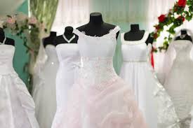 Wellington bridal shop serving south florida | bacio bacio bridal boutique. Ways To Save On A Wedding Dress And Bridesmaid Dresses Living On The Cheap