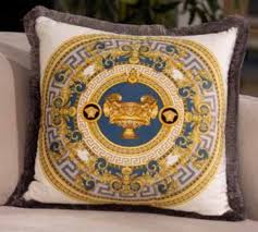 Subito a casa e in tutta sicurezza con ebay! Casa Padrino Cuscino Barocco Di Lusso In Velluto Vaso Con Leoni Bianco Oro Grigio 45 X 45 Cm Cuscino Decorativo Stampato Con Frange Accessori Decorativi Barocchi Casa Padrino De