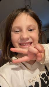 Emily M Byrom (@emdashbyrom) • Instagram photos and videos