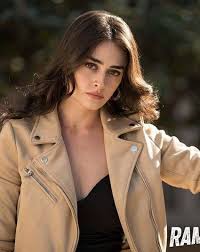 But ramo has nothing like that, the background score is good, actors are well fitted, director and writer i cannot appreciate more. Ramo Sibel Esra Bilgic Turkish Fashion Turkish Women Beautiful