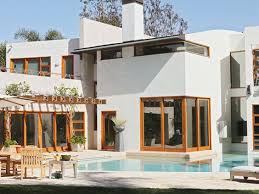 Offering a range of residential and commercial properties from contemporary townhomes to luxury. The Homes Of Abc S Modern Family Architectural Digest