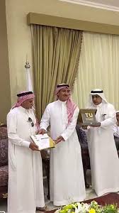 ÙÙŠ Ø£ÙˆÙ„ Ø¸Ù‡ÙˆØ± Ù…Ø¯ÙŠØ± Ø¬Ø§Ù…Ø¹Ø© Ø§Ù„Ø·Ø§Ø¦Ù Ø§Ù„Ø¬Ø¯ÙŠØ¯ ÙŠØ¹Ø§ÙŠØ¯ Ø²Ù…Ù„Ø§Ø¡Ù‡ Ø£Ø®Ø¨Ø§Ø± Ø§Ù„Ø³Ø¹ÙˆØ¯ÙŠØ© ØµØ­ÙŠÙØ© Ø¹ÙƒØ§Ø¸