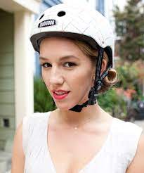 5 Gorgeous Dos For Cycling Chicks Helmet Hair Hair Styles Bike Helmet Hair