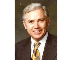 Nathaniel Sherwood's Instagram, Twitter & Facebook