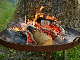 Erkundigen sie sich ist offenes feuer im garten erlaubt? Feuerschale Im Garten Erlaubt Das Solltest Du Wissen