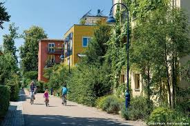 5 Idees D Escapades Hors De Nos Frontieres Ville Futuriste Eco Quartier Architecture Du Paysage
