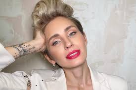 Разница между любовницами и женами»: Анна Семак рассказала поучительную  историю от стюардессы