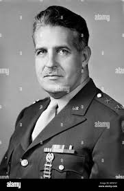 Leslie s hi-res stock photography and images