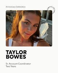 Sara Callaway's Instagram, Twitter & Facebook