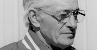 Earl Donovan's Instagram, Twitter & Facebook