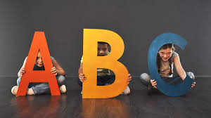 The use of last names in france, like in much of europe, didn't become necessary until the 11th century, to differentiate between people with the same first name.it was pretty easy to adopt any last name you wished until 1474, when the king decreed that all last name changes had to go through him. Bbc Learning English 6 Minute English Does Your Name Start With The Wrong Letter