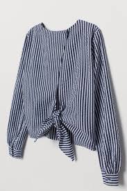 Black And White Striped Blouse H M Seersucker Blouse In 2020 With Images Seersucker Spring Summer Capsule Wardrobe Stripe Outfits