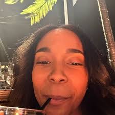 Brianna Gholston's Instagram, Twitter & Facebook