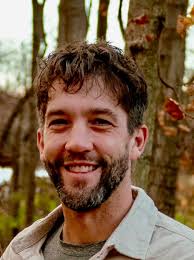 Senior team seeking new players for recruitment