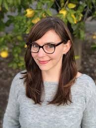 On the Backs of Tortoises: Darwin, the Galapagos, and the Fate of an  Evolutionary Eden: Amazon.co.uk: Hennessy, Elizabeth: 9780300232745: Books