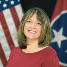 Angela Moses (@angelamoses)