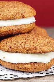 Pumpkin Whoopie Pies With Cream Cheese Filling Dessert Recipe With Brown Sugar Pumpkin Puree Cinnamon Ginger Bake Sale Recipes Cookie Bar Recipes Desserts