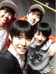 Jaemin menyuguhkan kopi spesial buatan sendiri . Fetus Jaemin Jaehyun Jeno And Nct Jaehyun Myanmar Facebook