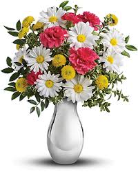 Последние твиты от crazy daisy flower truck (@crazydaisyft). Best Sellers Flower Delivery Bohemia Ny Bohemia Flower Shop Bohemia Ny Best Sellers Flowers