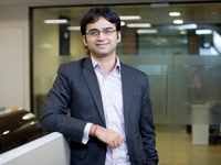 Rohit sardana is an indian anchor and media personality. Rohit Sardana Death News Popular Television Anchor Rohit Sardana Passes Away The Economic Times