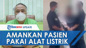 Bahkan, ikan satu ini dijual murah di pasar yang buka pada malam hari itu. Amankan Pasien Covid 19 Mengamuk Petugas Rsud Pasar Minggu Gunakan Alat Listrik Youtube