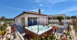 Wir haben 2 angebote für sie. Tolles Haus Mit Garten H476 Nin Emporia Immobilien Zadar