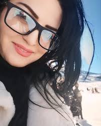 Düşürsən yadıma Anar İfa :Müşfiqə Baləddin Oxuyur :Mirzə Babayev & Flora  Kərimova . . . . . . #şiir #poezia #poet #qiraət #müşfiqə_baladdinqızı  #musiqi #dahi #mahnilar #retro #classiccar #classik #retroazerbaijanmusic #flora  #estrada #ədəbiyyat #yazıçı ...