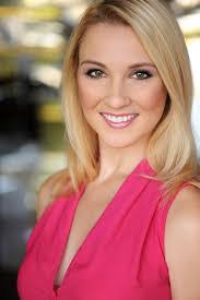 Melanie Neumann's Instagram, Twitter & Facebook