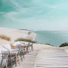 Blogueuse Mode Bordeaux Sur Instagram Sans Originalite Le Meilleur Spot Pour Prendre Un Verre Sur Le Bassin D Arcachon Lacoo Bordeaux Outdoor Beach