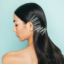 3 Lazy-Girl Hairstyles for Every New Year's Eve Party