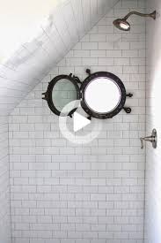 In Mit Dem Alten Bullauge Fenster Badezimmerboden Badezimmer