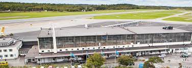 Regeringen vill stänga bromma flygplats, och tillsätter en snabbutredning för att avveckla så snabbt som möjligt. Swedavia Miljardsatsar Pa Bromma Flygplats Fastighetssverige Se