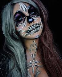 Rhinestone Skeleton Makeup Idea For Halloween Cool Halloween Makeup Halloween Makeup Pretty Cute Halloween Makeup