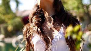 Get the latest news, photos, videos, and more on coachella style from yahoo life. Coachella Style 2020 Der Ultimative Style Guide Fur Das Coachella 2020